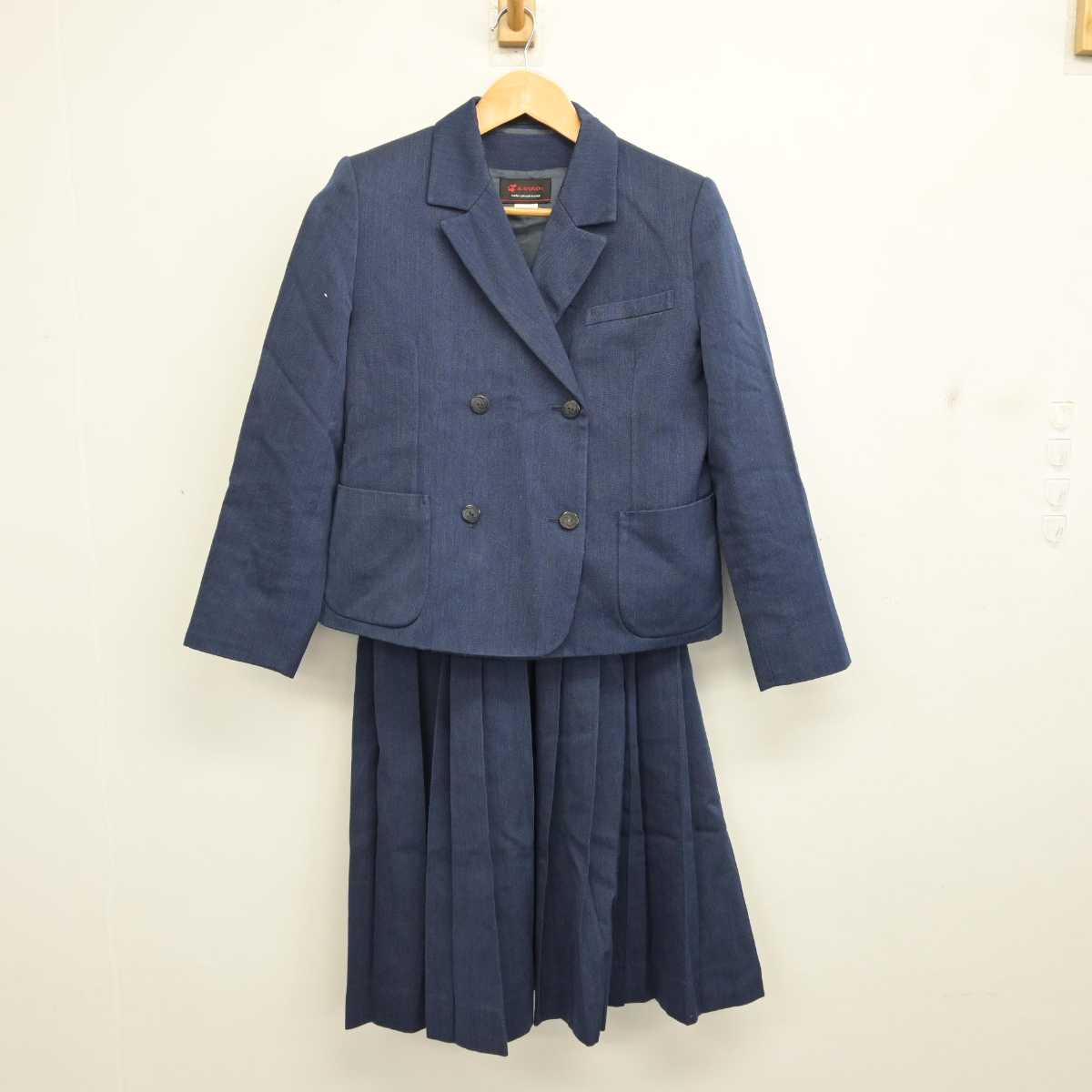 中古】長崎県 長崎北高等学校/旧制服 女子制服 3点 (ブレザー・ベスト・スカート) sf082007 | 中古制服通販パレイド