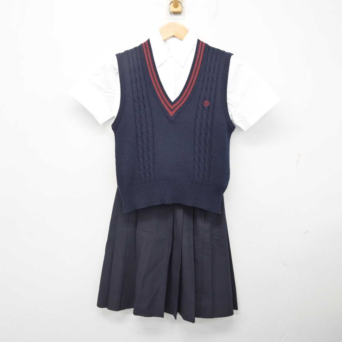 【中古】東京都 早稲田実業学校 中・高等部 女子制服 3点 (ニットベスト・シャツ・スカート) sf082136