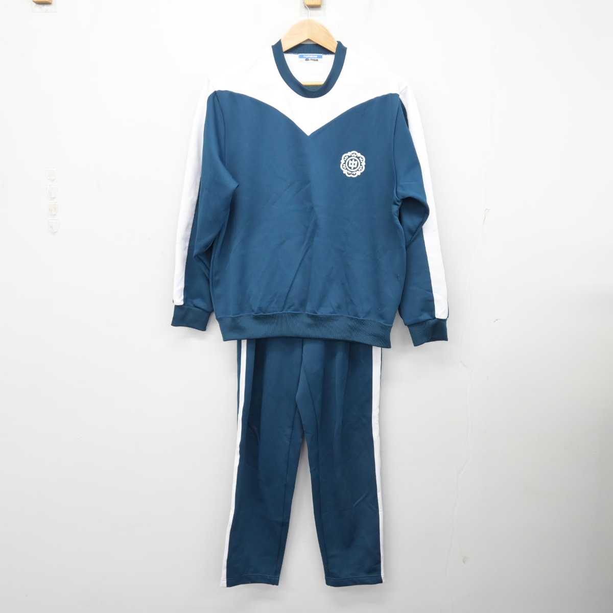 中古】宮城県 名取市立増田中学校 女子制服 2点 (ジャージ 上