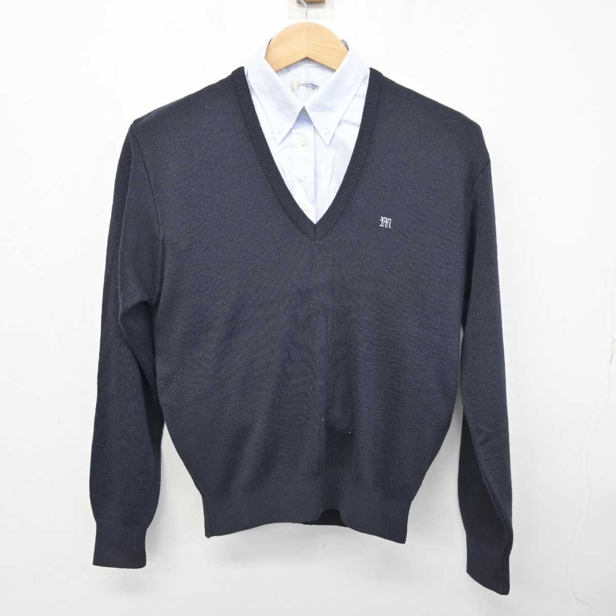中古】大阪府 茨田高等学校 女子制服 2点 (ニット・シャツ 中古】大阪府 茨田高等学校 女子制服 2点 (ニット・シャツ