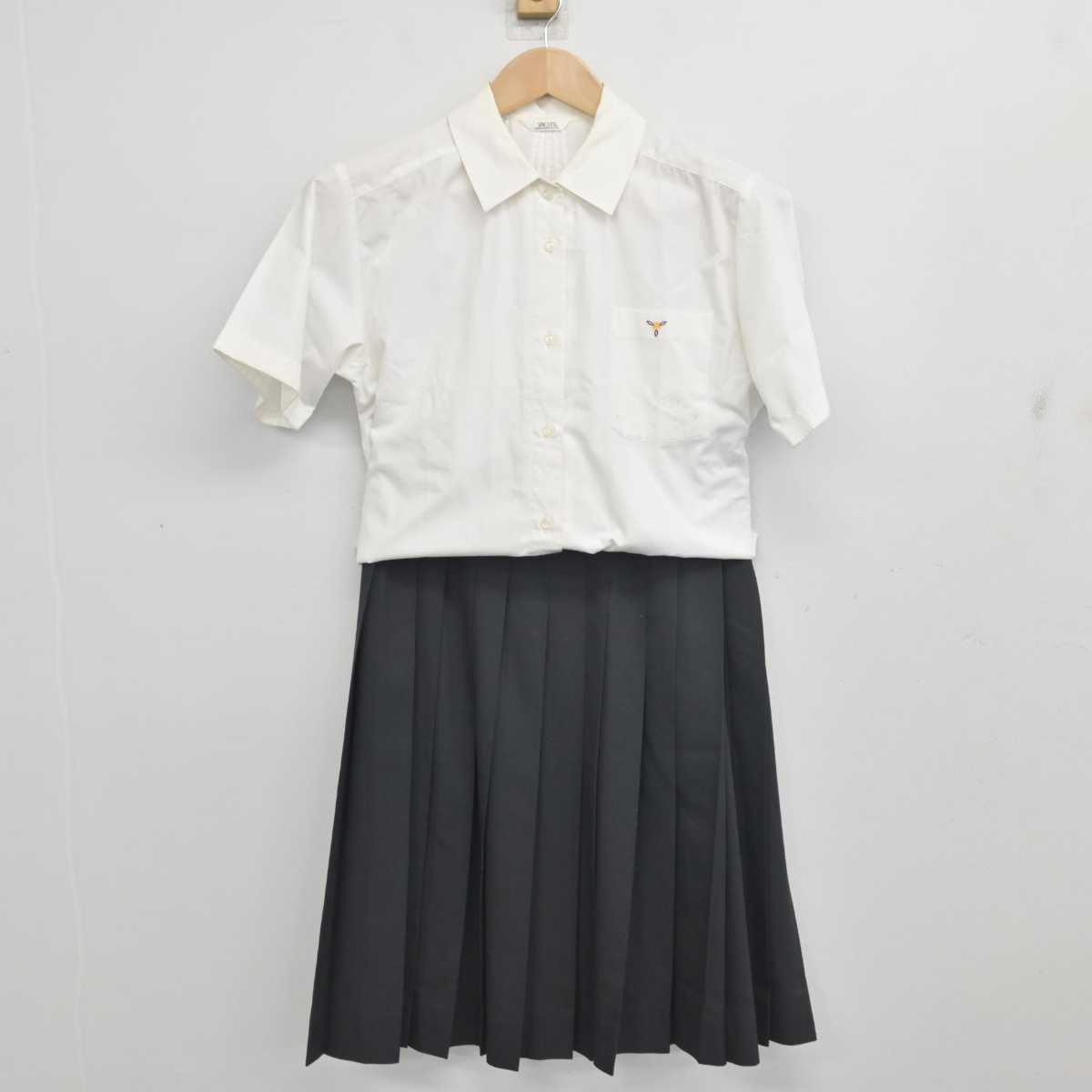 中古制服】栃木県 鹿沼高等学校 女子制服 2点（セーラー服