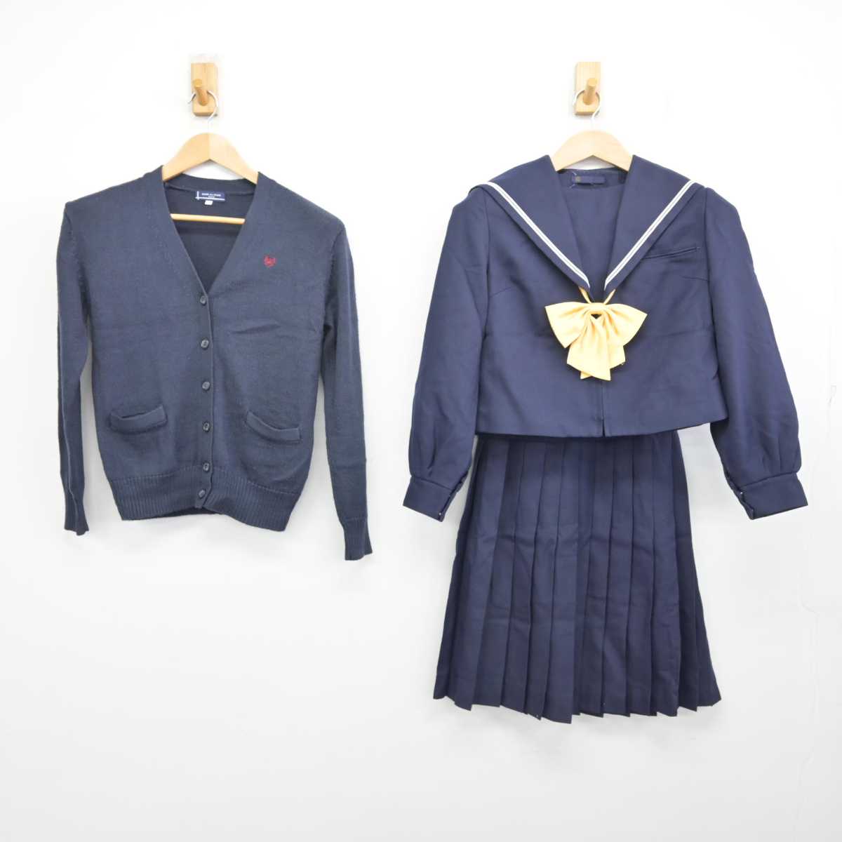 中古】福岡県 直方第二中学校/旧制服 女子制服 4点 (セーラー服