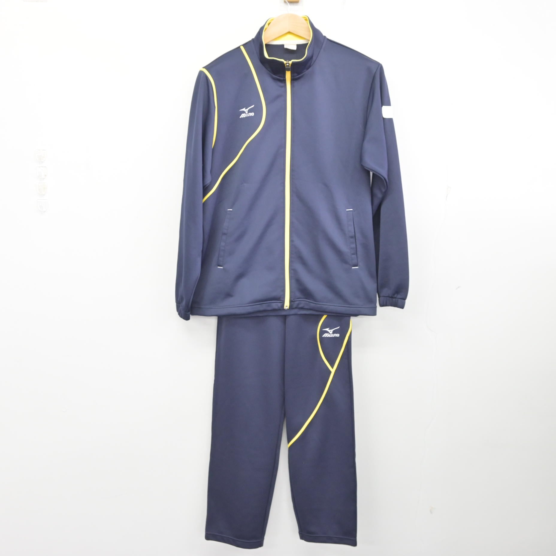 【シゲル】東急電鉄 旧制服女性長袖シャツとネクタイセット 東急電鉄 旧制服 長袖シャツ 5枚セット - メルカリ
