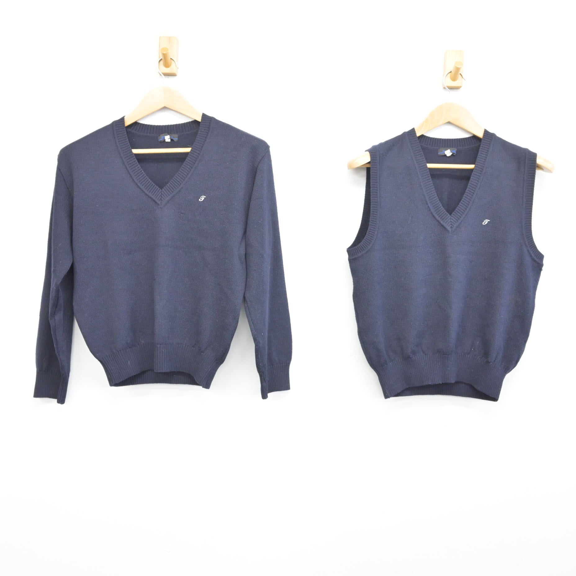 今週まで ミツモト・ダイア S賞 タペストリー 四役女学院制服 中古】千葉県 検見川高等学校 女子制服 2点 (ベスト・スカート
