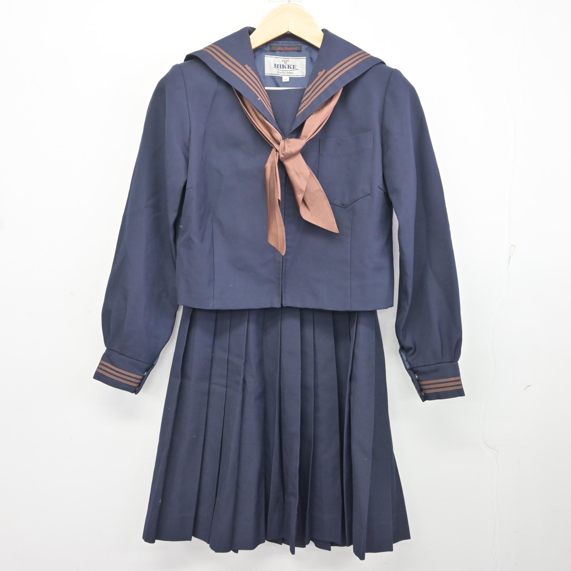 中学 制服一式 中古】茨城県 神栖第一中学校 女子制服 4点 (セーラー服