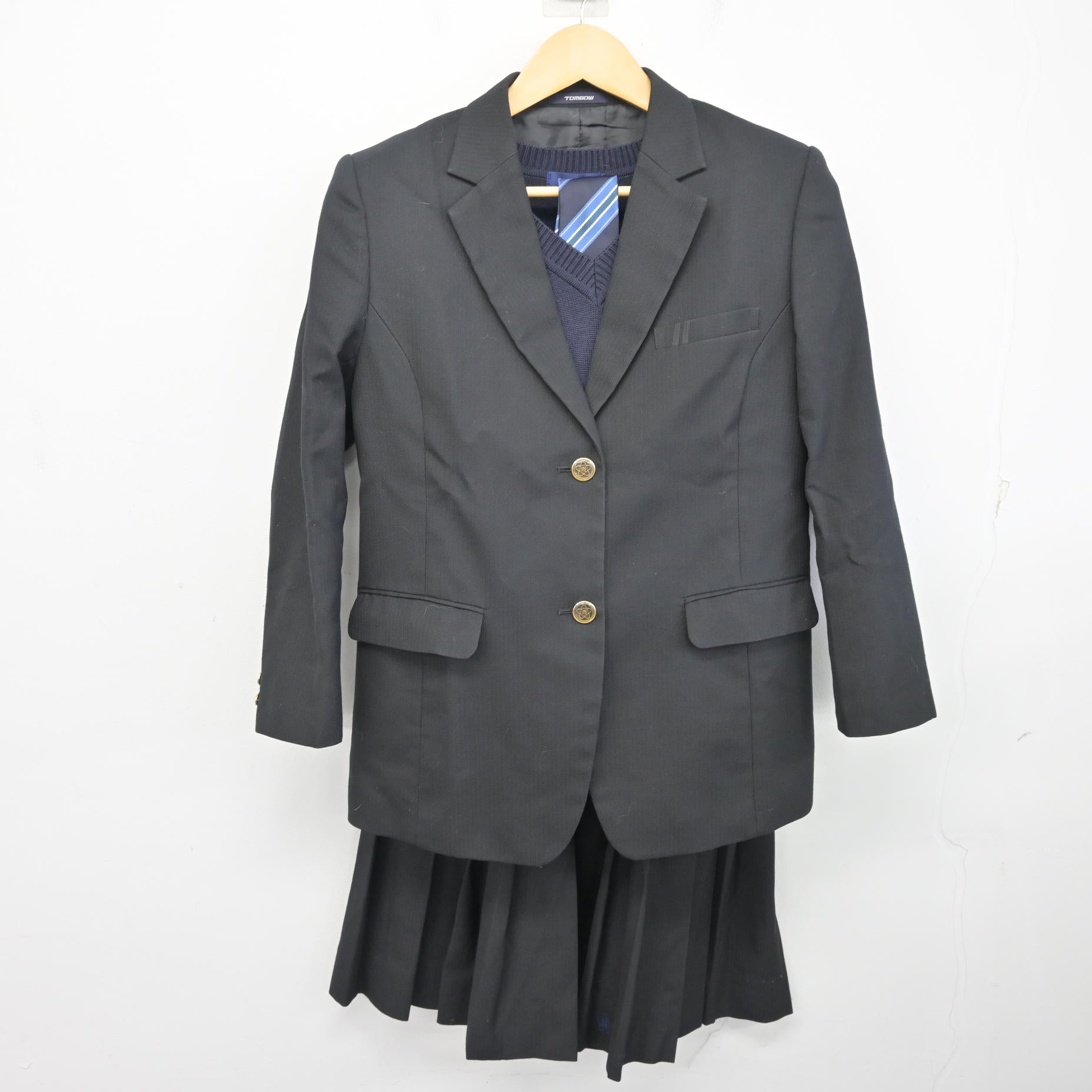 中古】千葉県 成東高等学校 女子制服 4点 (ブレザー・ニット・スカート