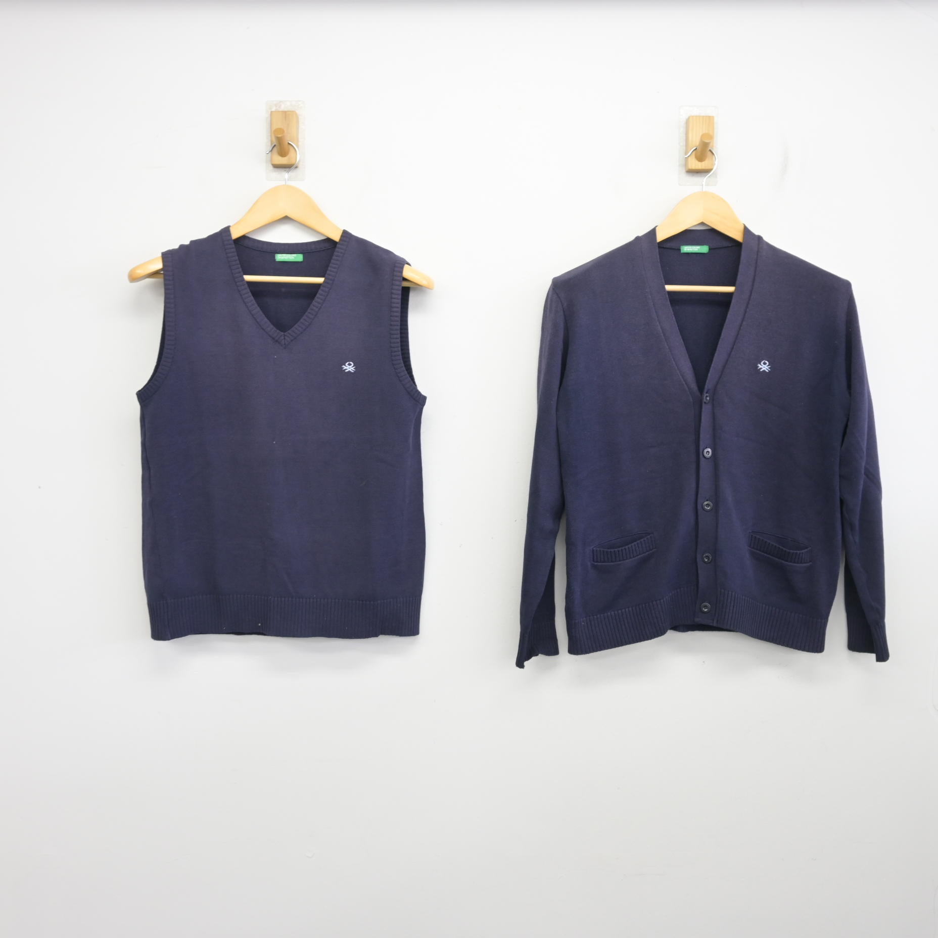 中古】大阪府 四條畷学園高等学校 女子制服 2点 (ニット・ニットベスト 