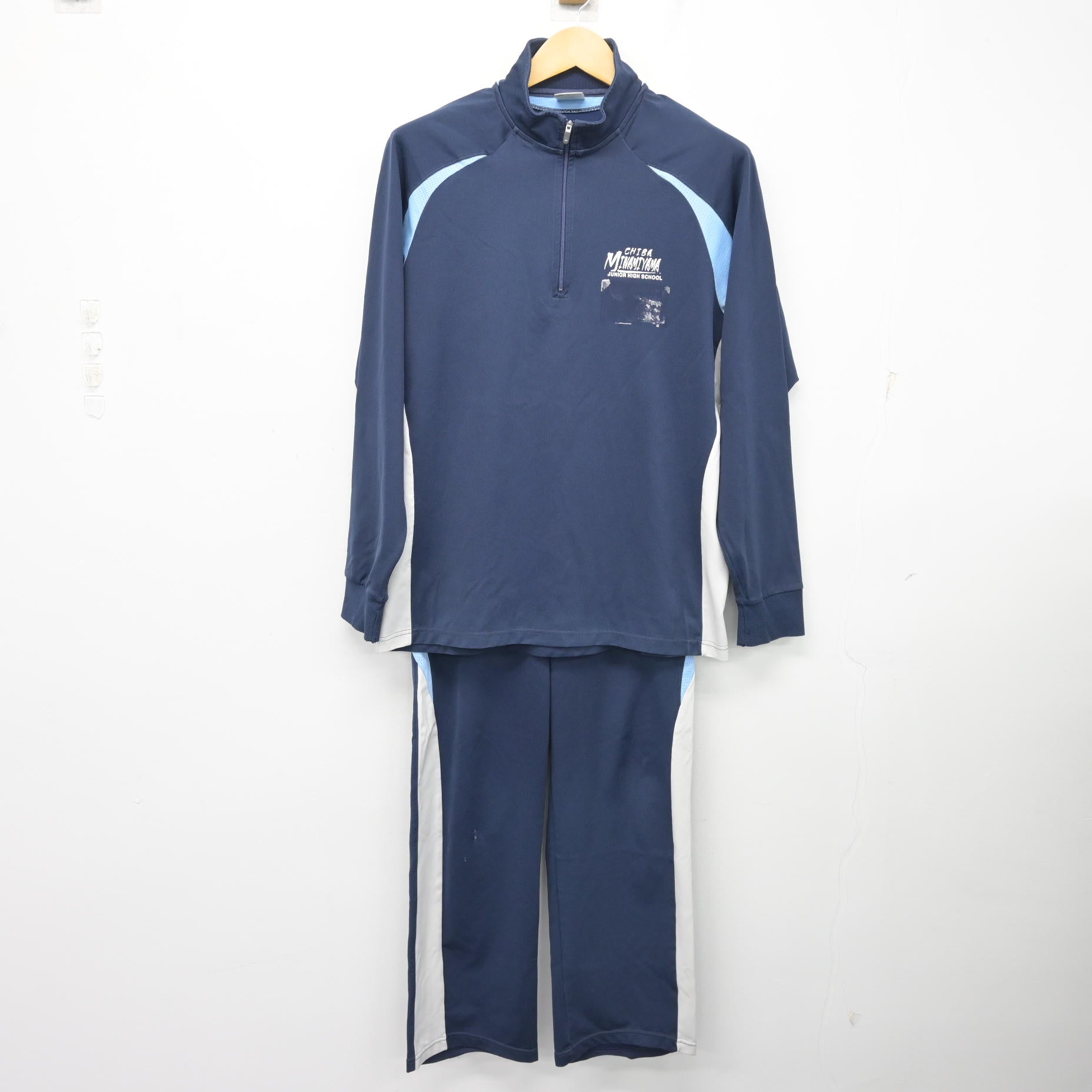 【美品】長崎南山中学校（男子校）体操服上下&ジャージ上下 中古】千葉県 南山中学校 女子制服 2点 (ジャージ 上・ジャージ 下