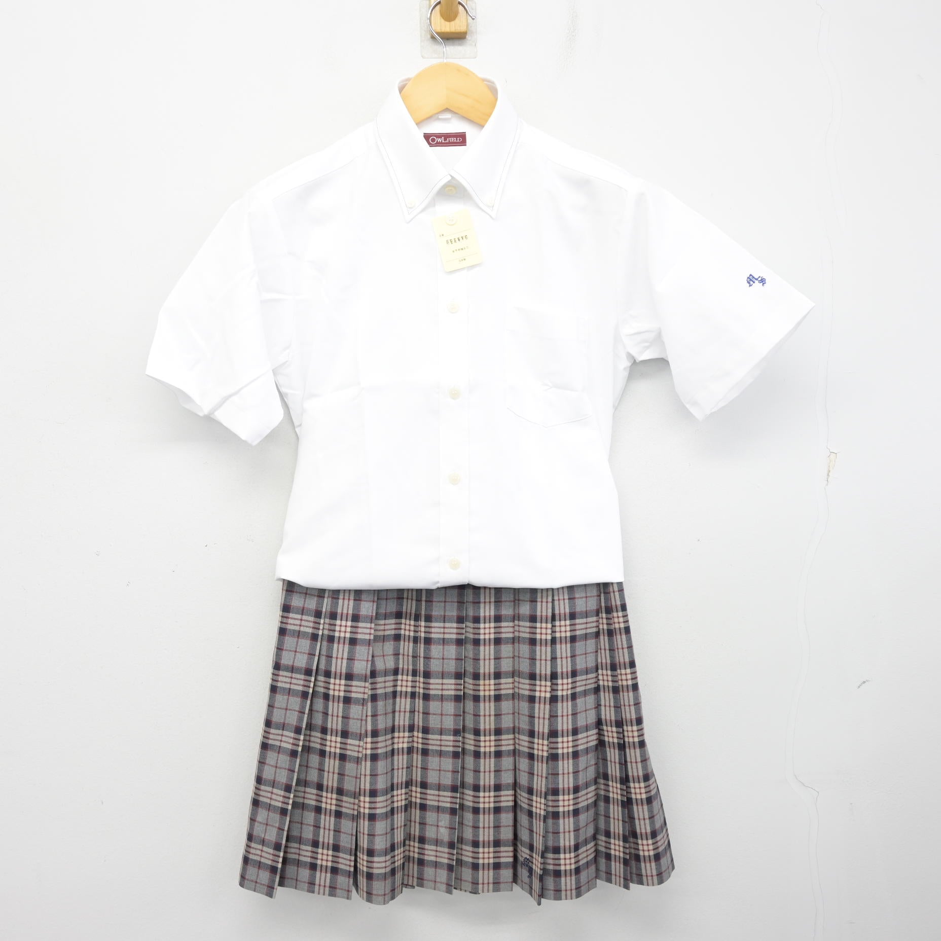 中古】千葉県 明聖高等学校 女子制服 4点 (シャツ・スカート) sf101919