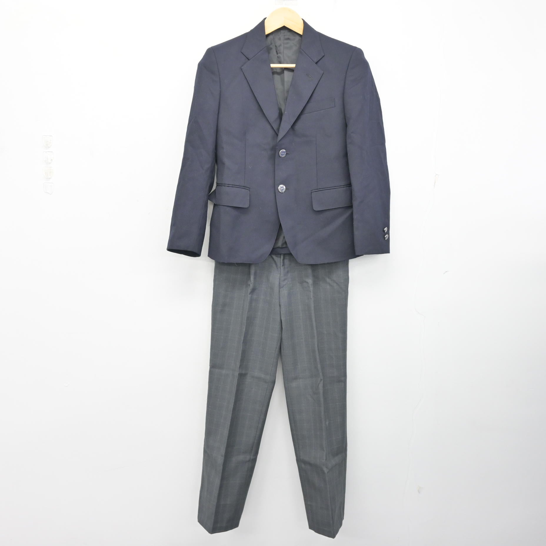 中古】東京都 西葛西中学校 男子制服 3点 (ブレザー・ズボン) sf102114