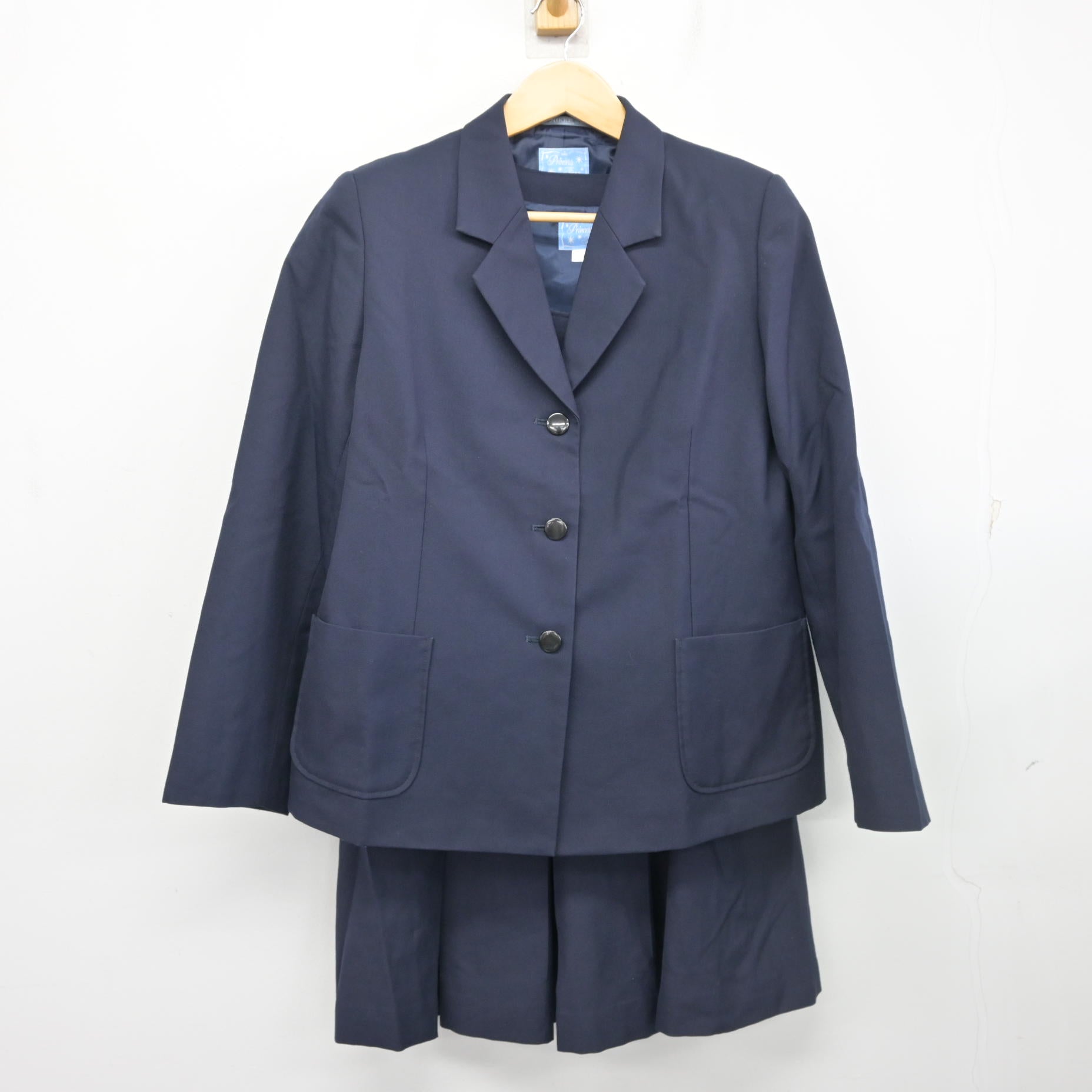 中古】神奈川県 平楽中学校 女子制服 3点 (ブレザー・ベスト・スカート 中古】神奈川県 平楽中学校 女子制服 3点 (ブレザー・ベスト・スカート