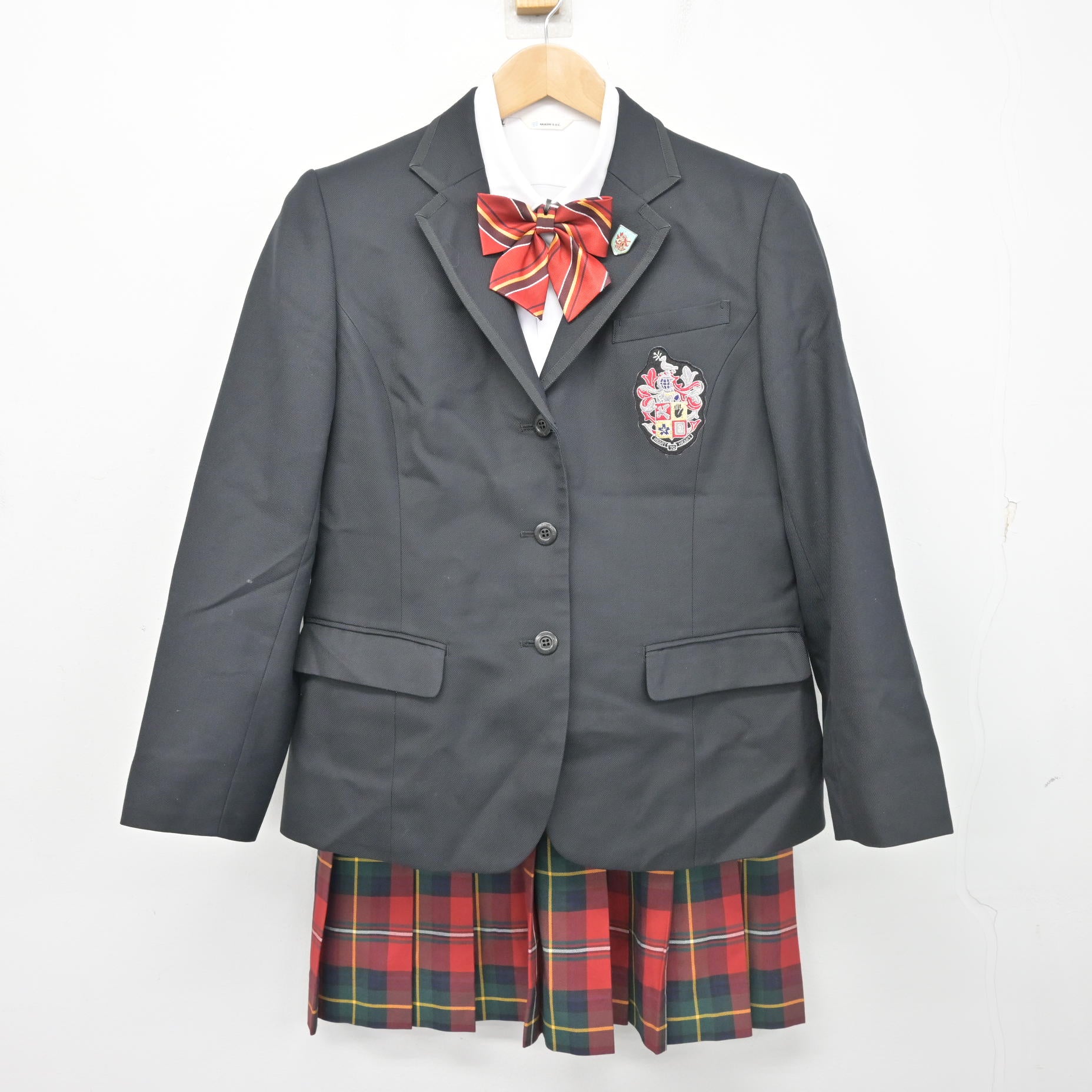 中古】鹿児島県 神村学園高等部 女子制服 5点 (ブレザー・シャツ