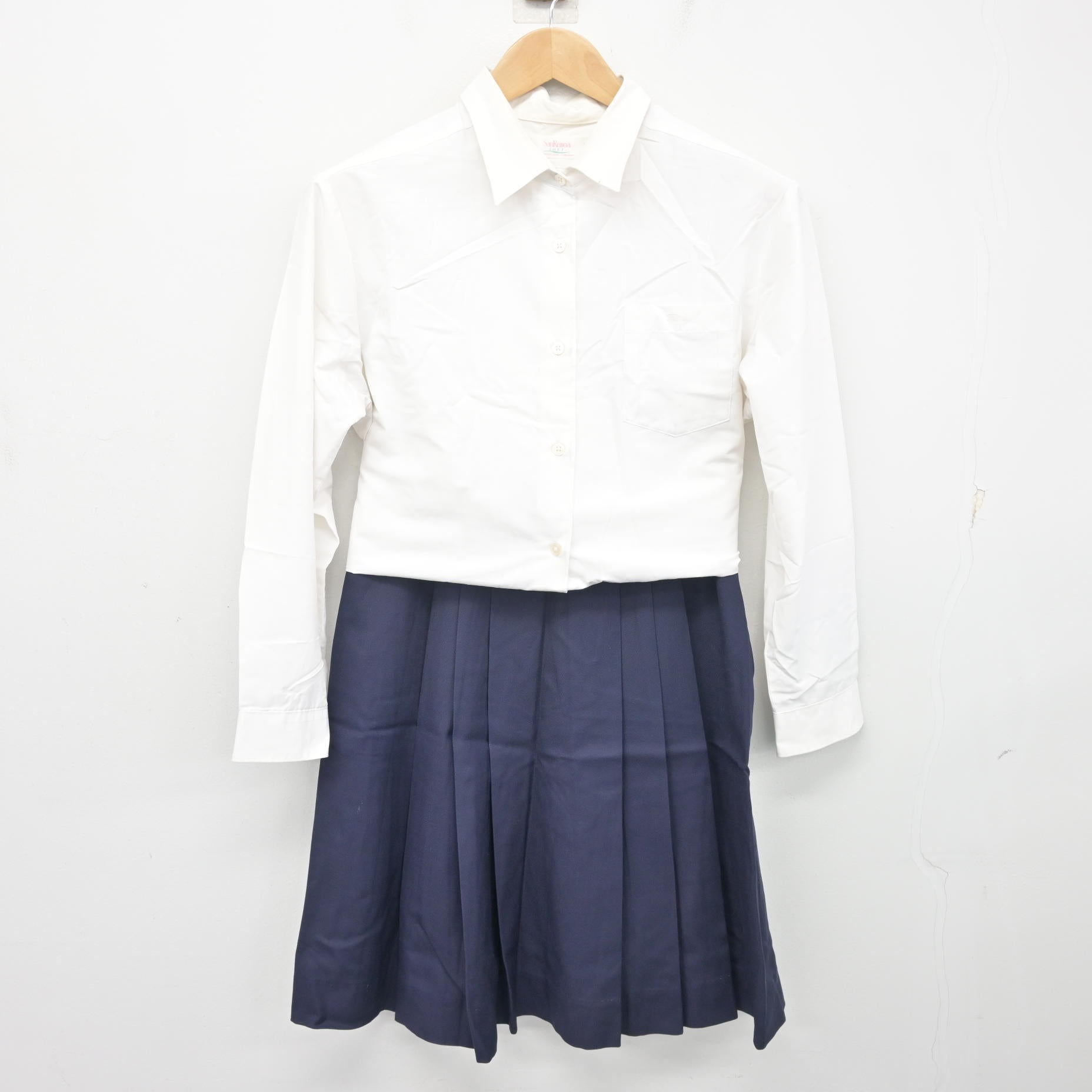 中古】香川県 高松商業高等学校 女子制服 2点 (シャツ・スカート
