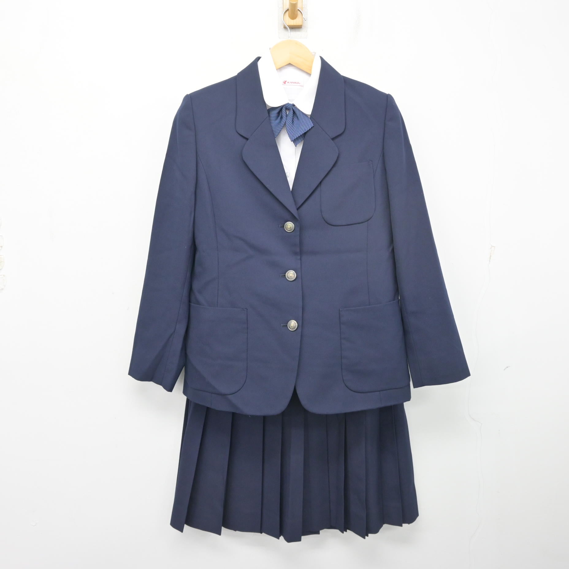 青森市立南中学校男子用制服(ネクタイ色 紺色) sf106588-01.jpg?v=1768390837