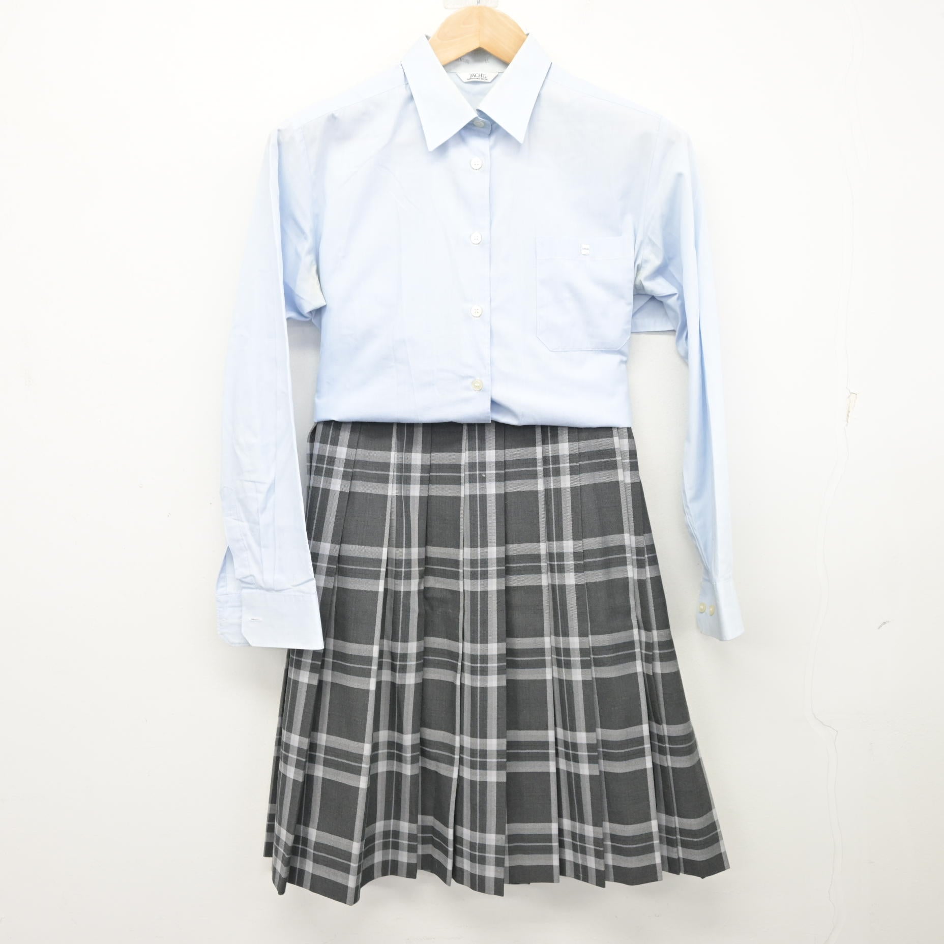 中古】埼玉県 叡明高等学校 女子制服 3点 (シャツ・スカート) sf108636