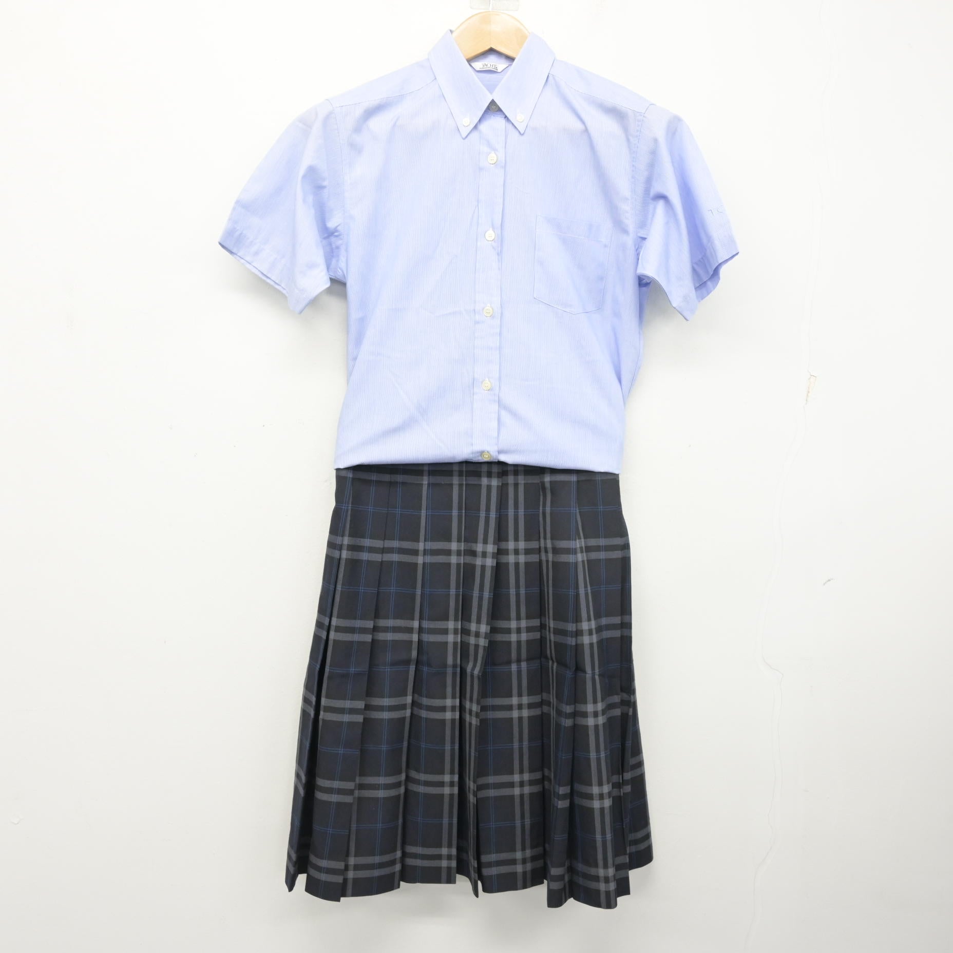 中古】神奈川県 橘学苑高等学校 女子制服 2点 (シャツ・スカート