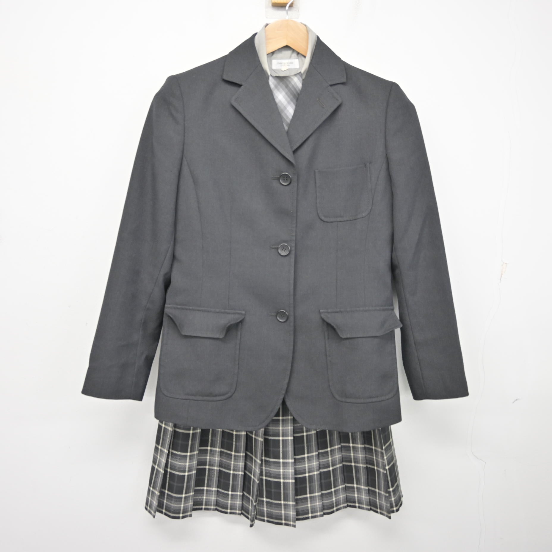中古】兵庫県 神戸龍谷高等学校 女子制服 4点 (ブレザー・シャツ