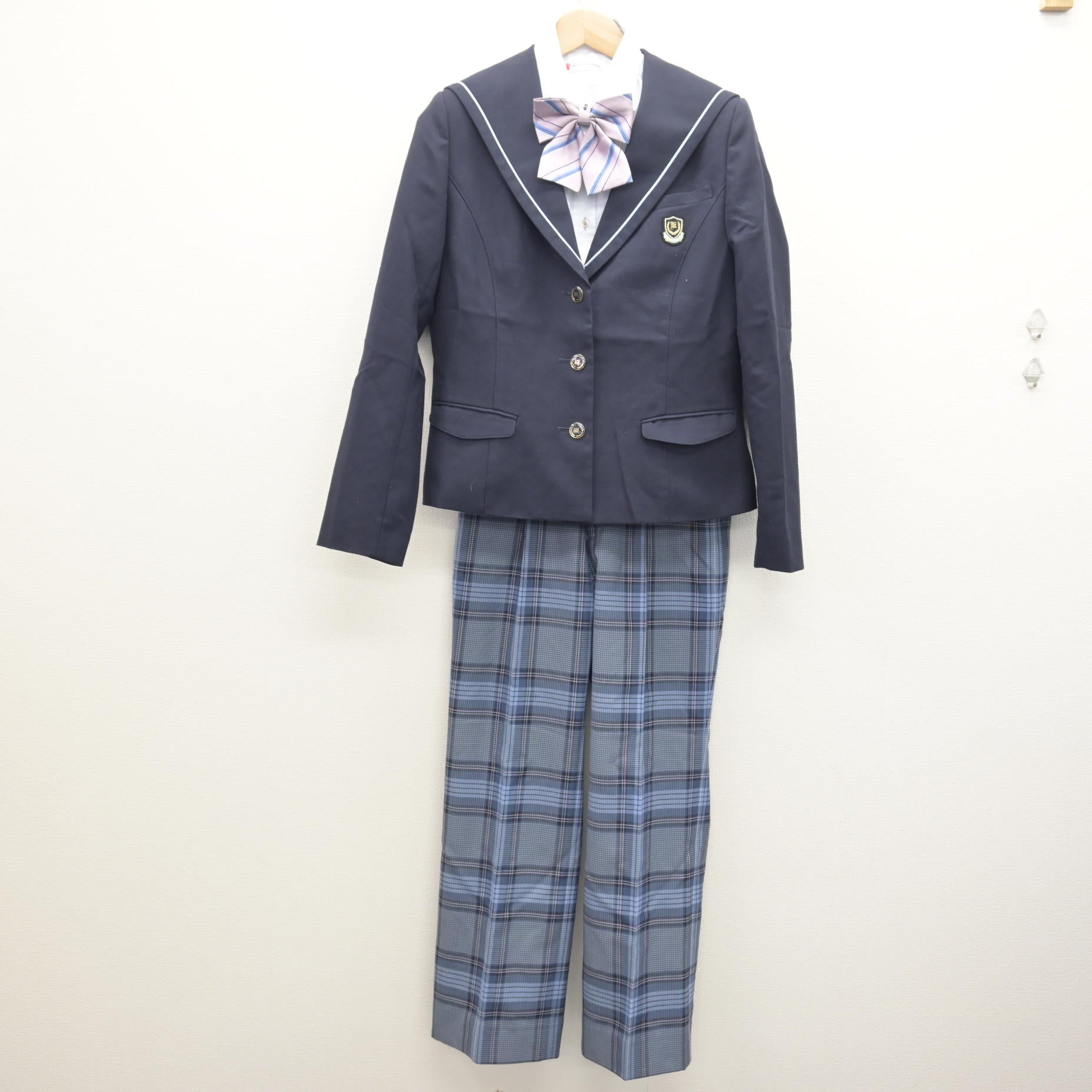中古】新潟県 開志国際高等学校 女子制服 4点 (ブレザー・シャツ