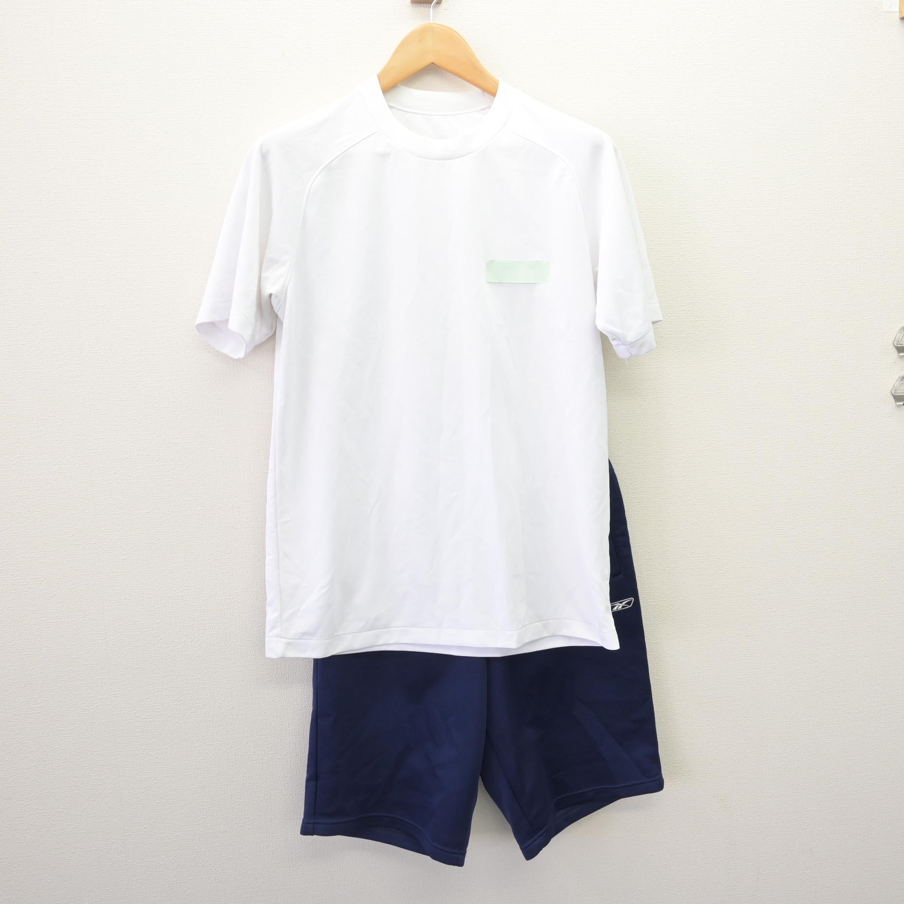 中古】香川県 高松東高等学校 男子制服 2点 (体操服 上・体操服 下