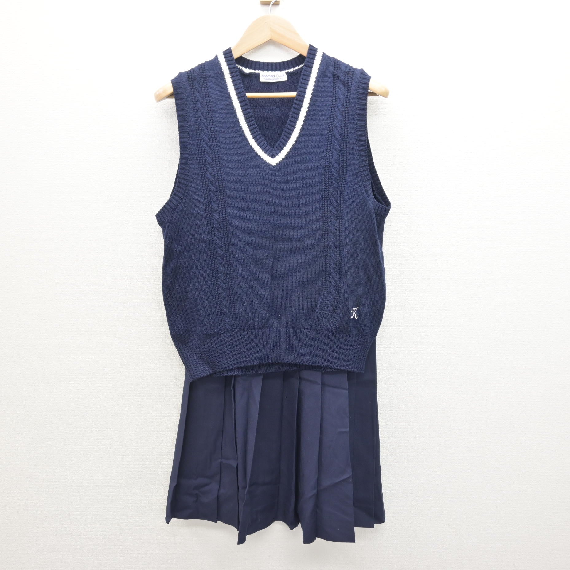 中古】広島県 広島観音高等学校 女子制服 2点 (ニットベスト・スカート