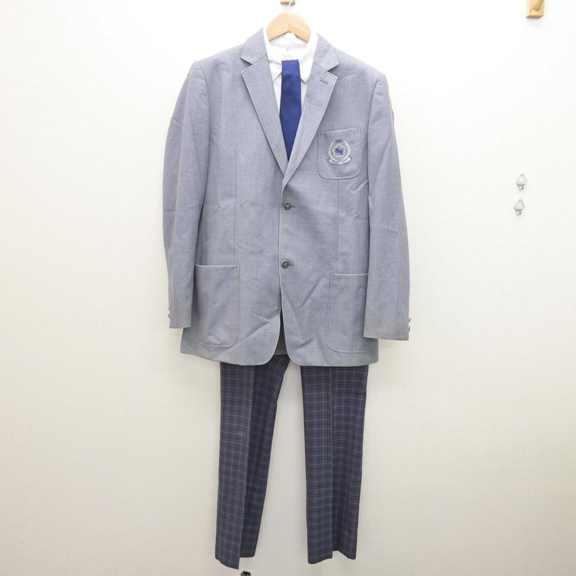関高校　制服 母校から案内が来てました。 ワタクシ実は関高校の現行制服の一期生