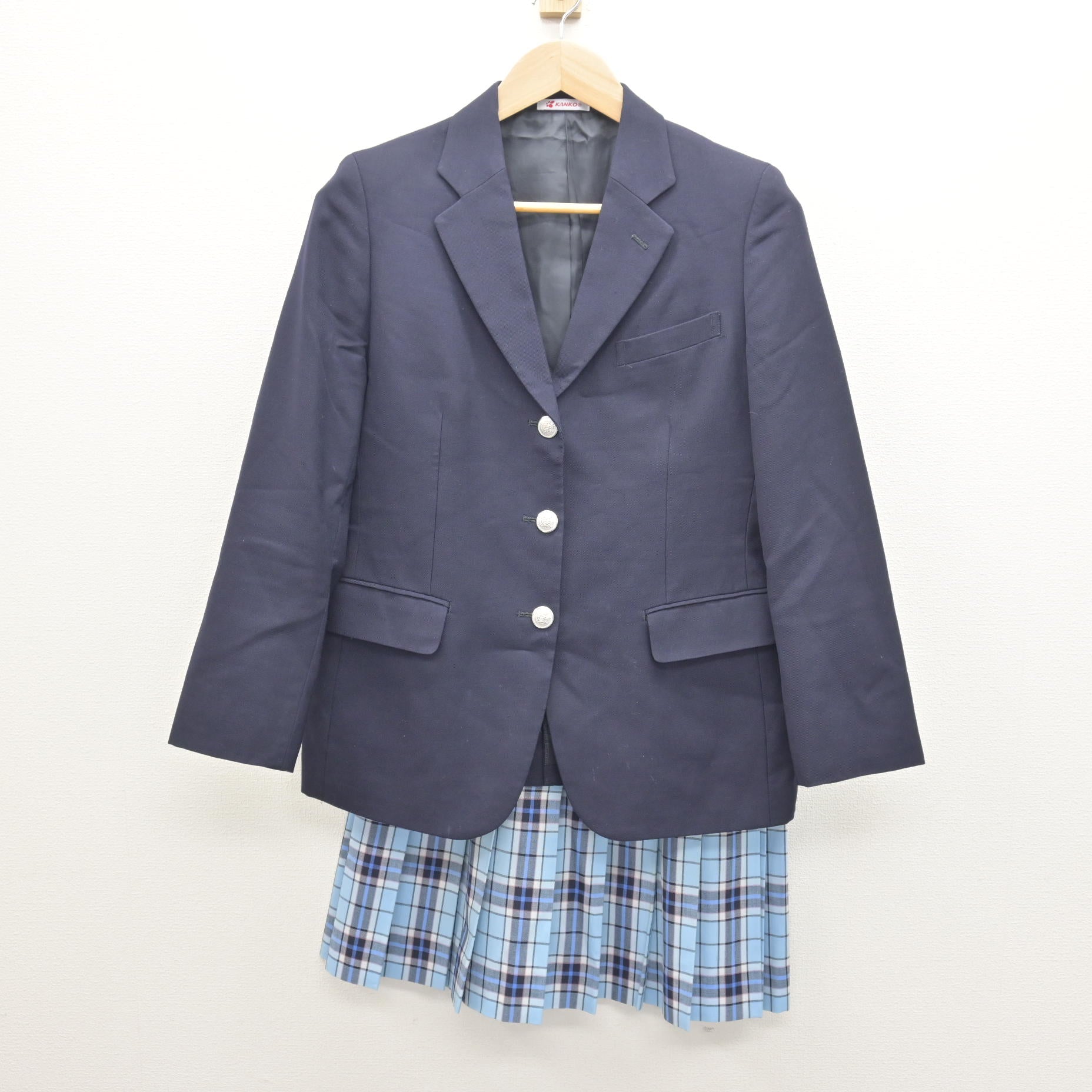 クラーク記念国際高等学校 制服 ブレザー 制服紹介 | クラーク記念国際高等学校