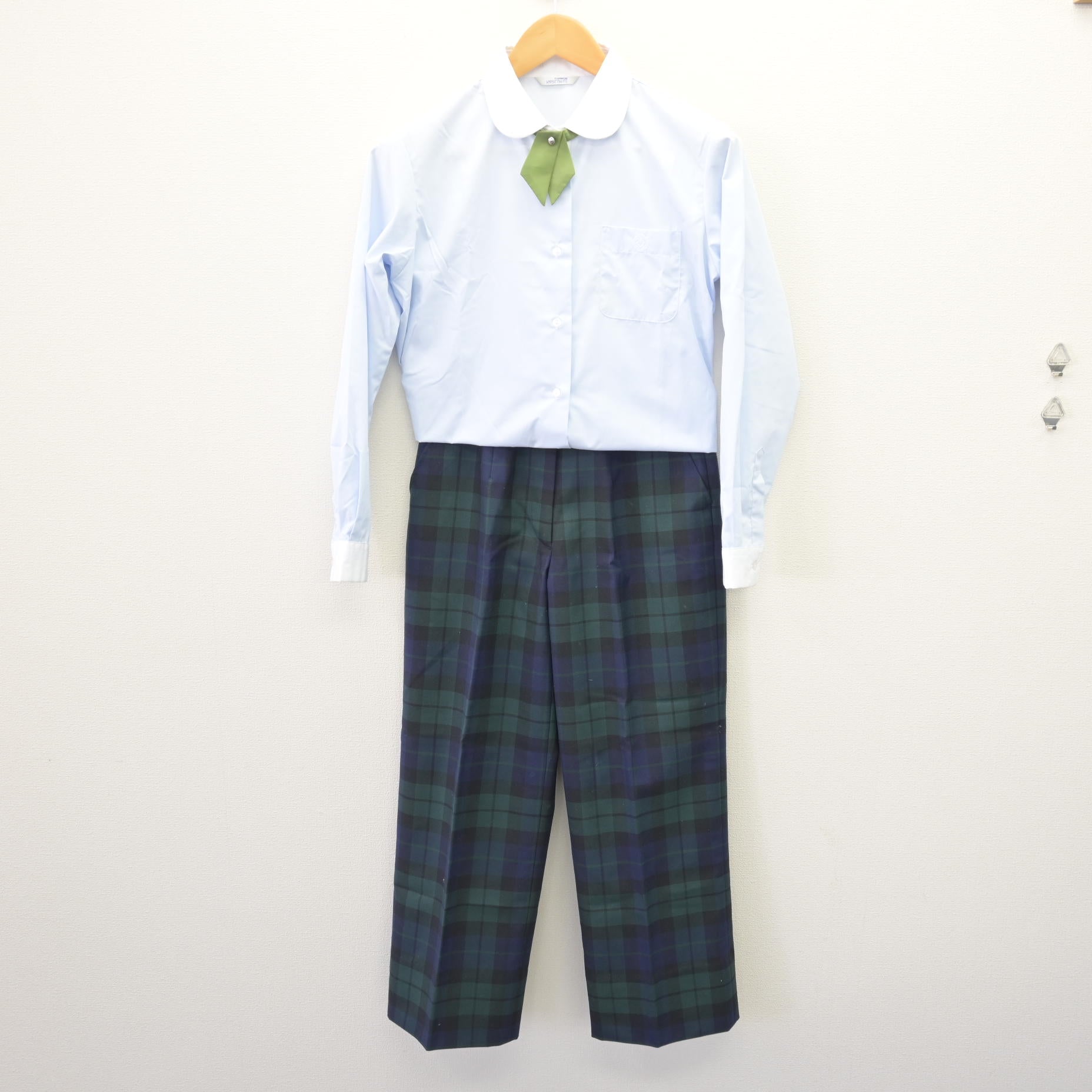 中古】和歌山県 和歌山信愛中学校 女子制服 3点 (シャツ・ズボン