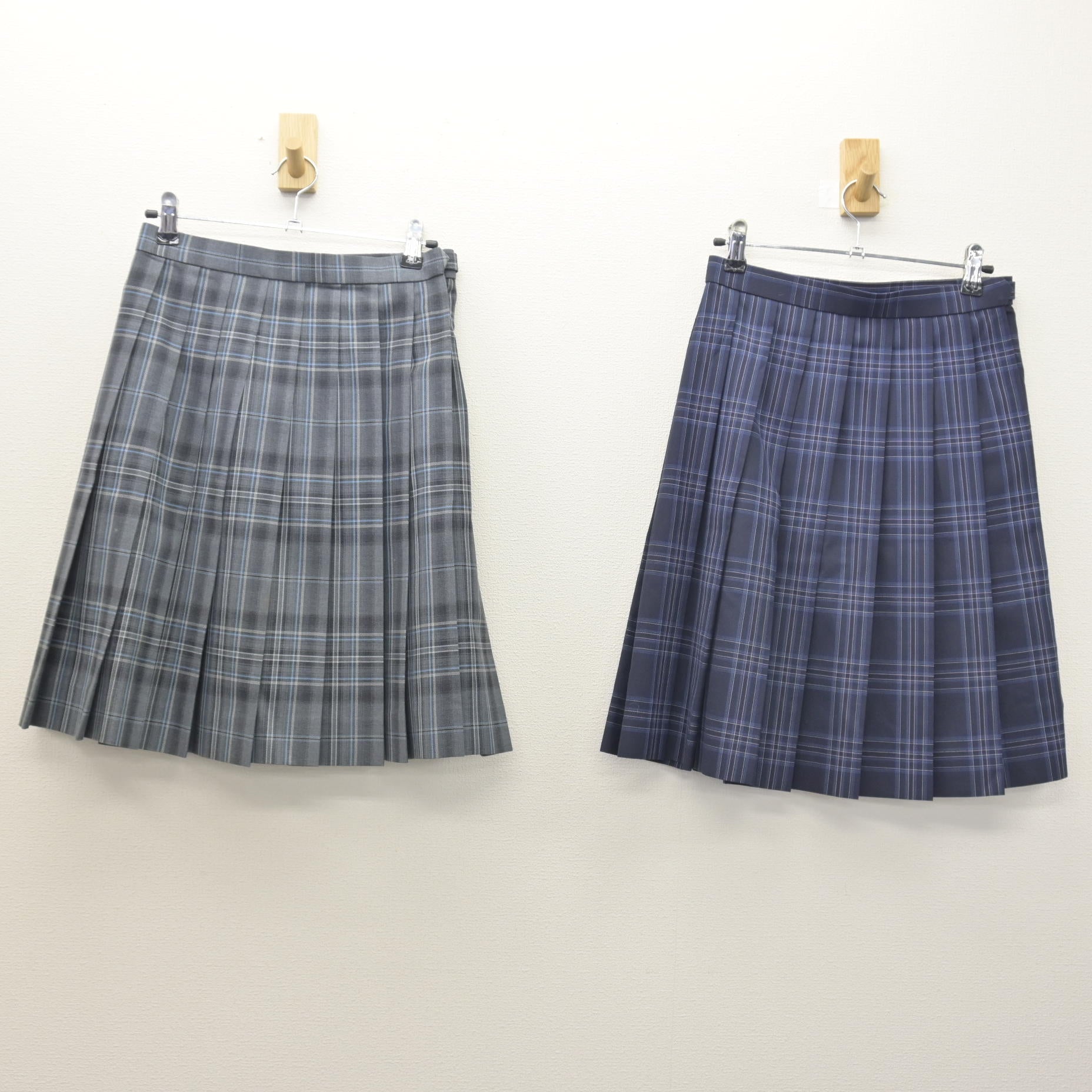 中古】神奈川県 中央大学附属横浜高等学校 女子制服 2点 (スカート