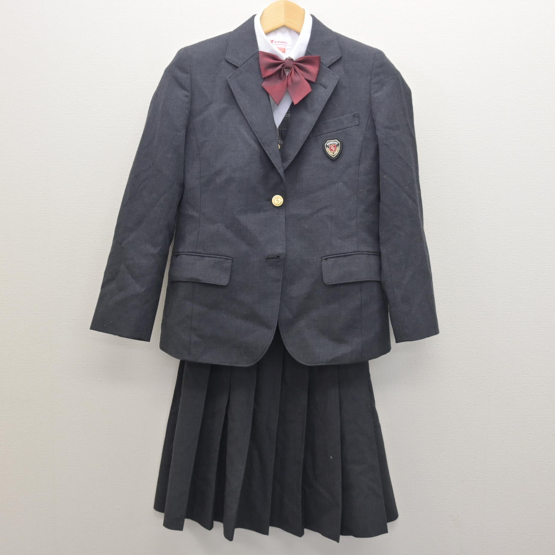 中古】熊本県 慶誠高等学校 女子制服 5点 (ブレザー・ベスト・シャツ 