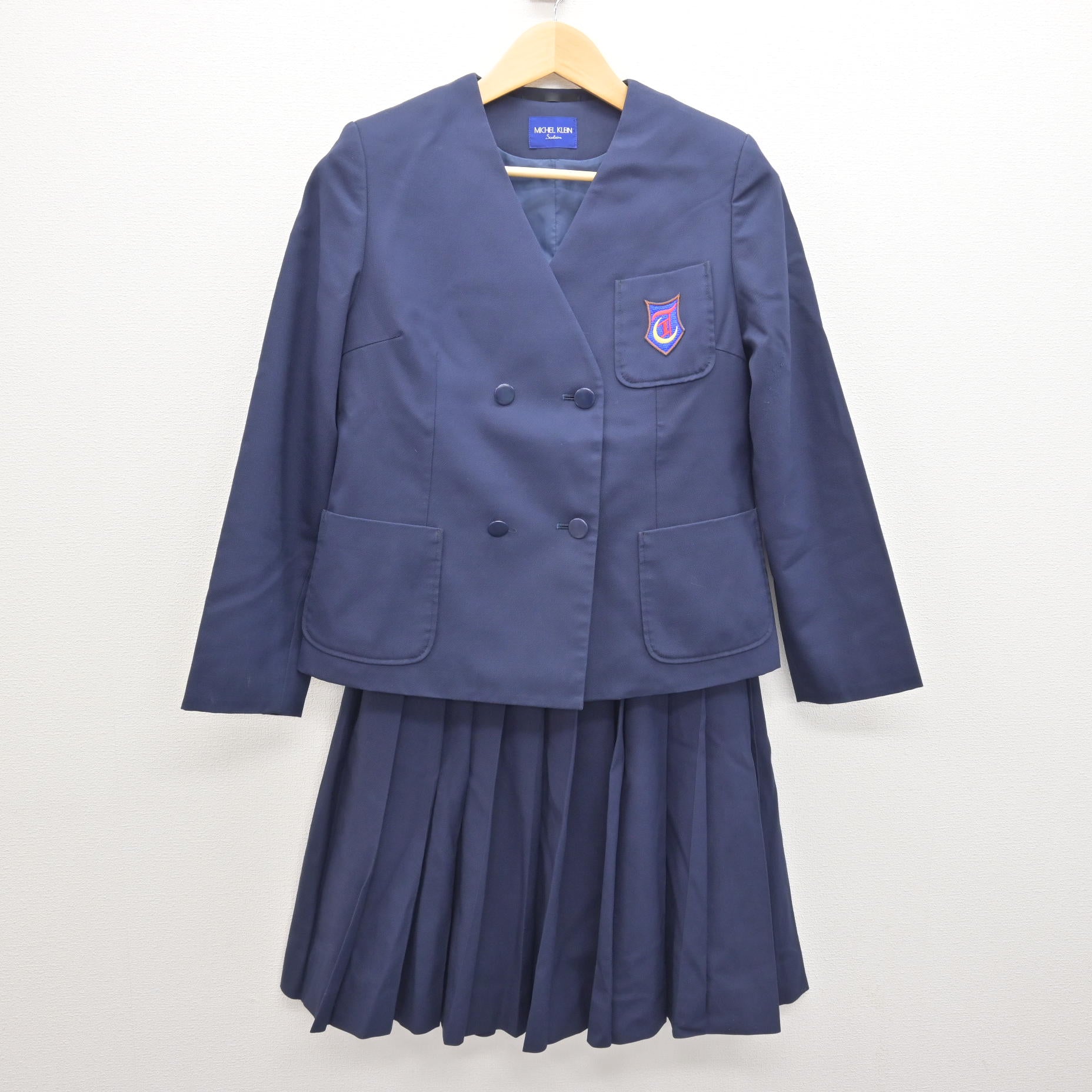 中古】神奈川県 つきみ野中学校 女子制服 3点 (ブレザー・ベスト 
