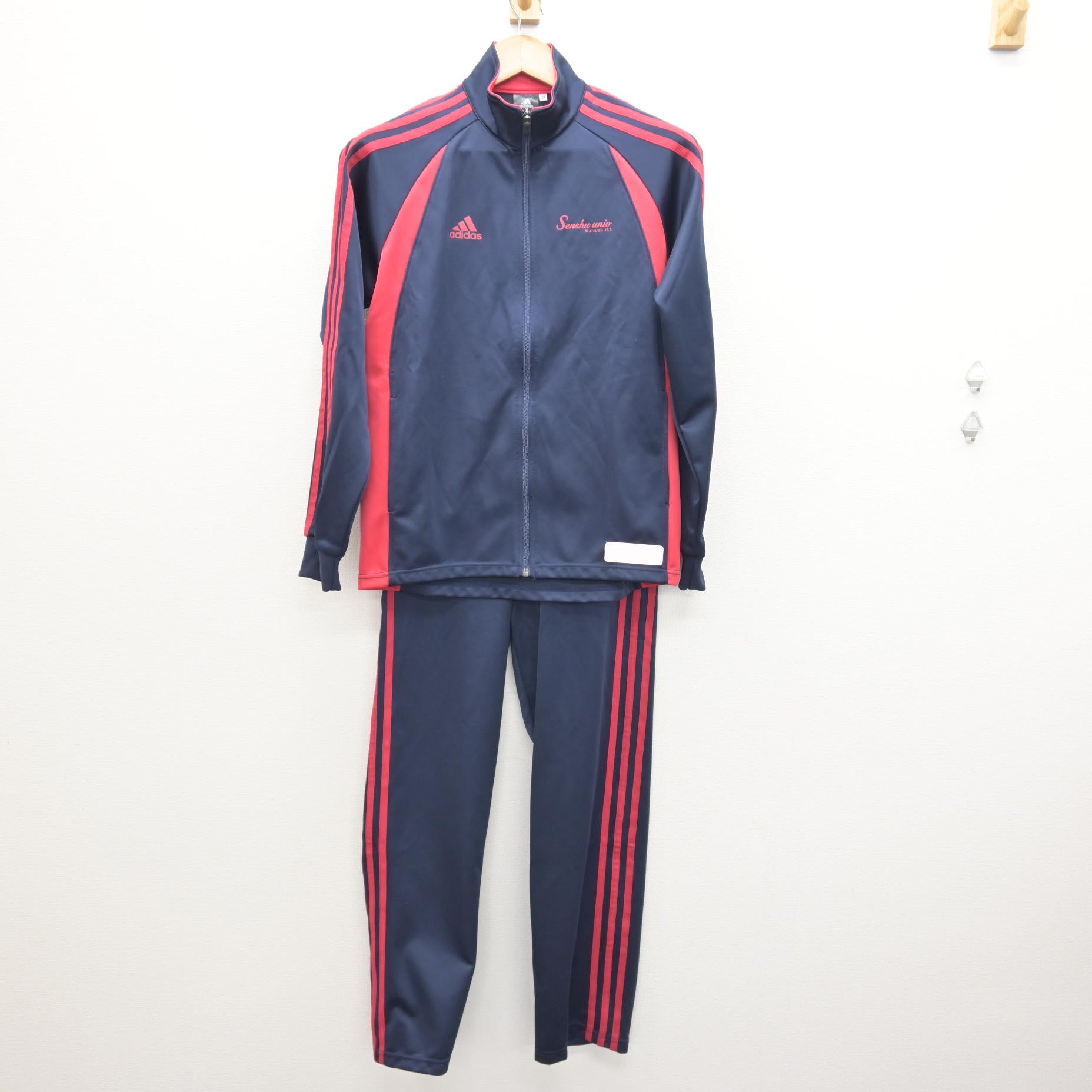 中古】千葉県 専修大学松戸高等学校 女子制服 3点 (ジャージ 上・体操