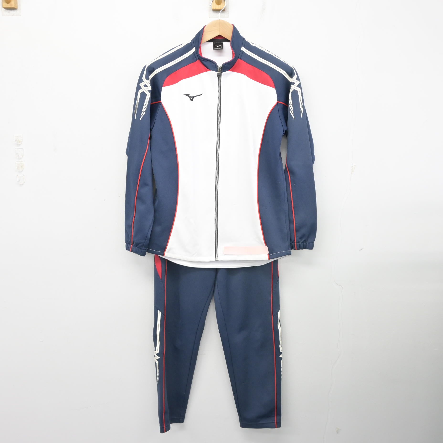 中古】滋賀県 大津高等学校/陸上部 女子制服 2点 (ジャージ 上