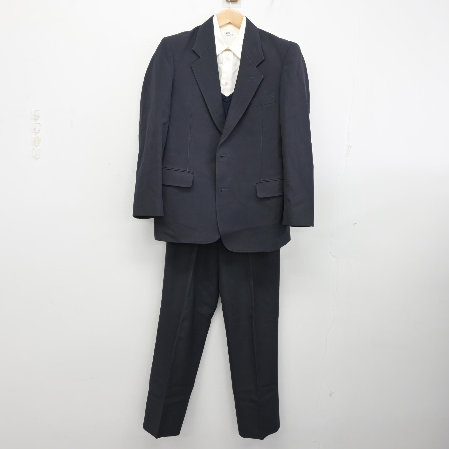 中古】奈良県 西大和学園高等学校 男子制服 4点 (ブレザー・ニット 中古】奈良県 西大和学園高等学校 男子制服 4点 (ブレザー・ニット