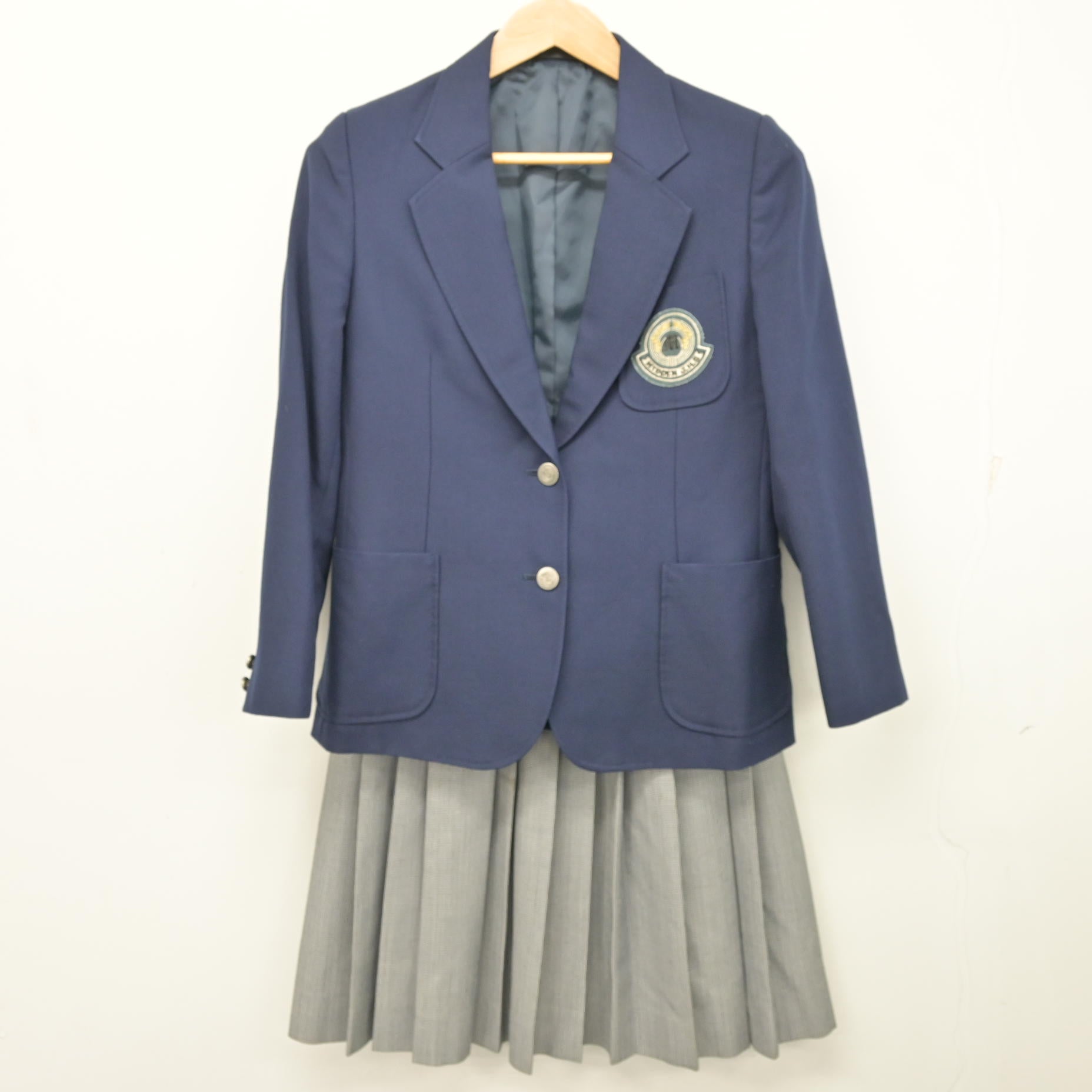 中古】千葉県 妙典中学校 女子制服 2点 (ブレザー・スカート) sf132972 
