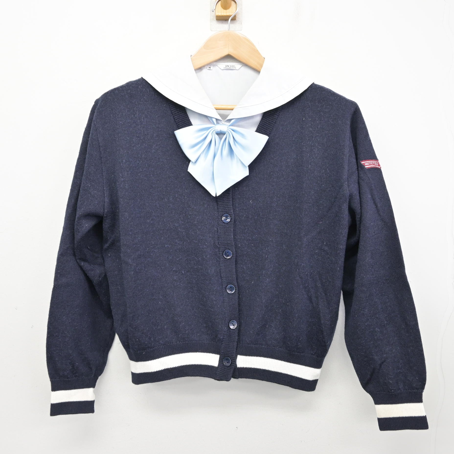 中古】愛知県 杜若高等学校 女子制服 3点 (ニット・ブラウス) sf133293