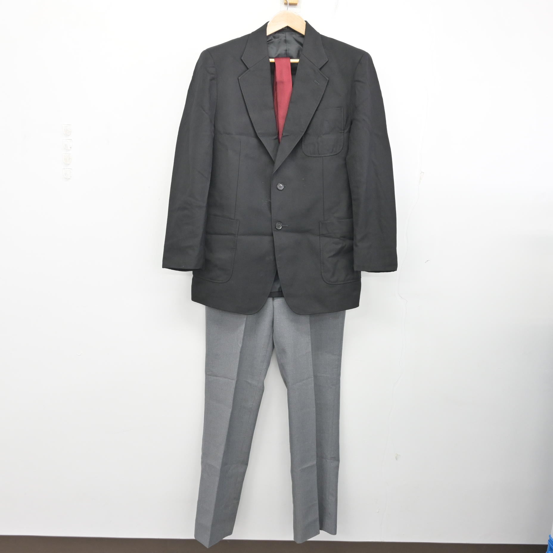 中古】千葉県 逗子葉山高等学校/旧制服 男子制服 3点 (ブレザー