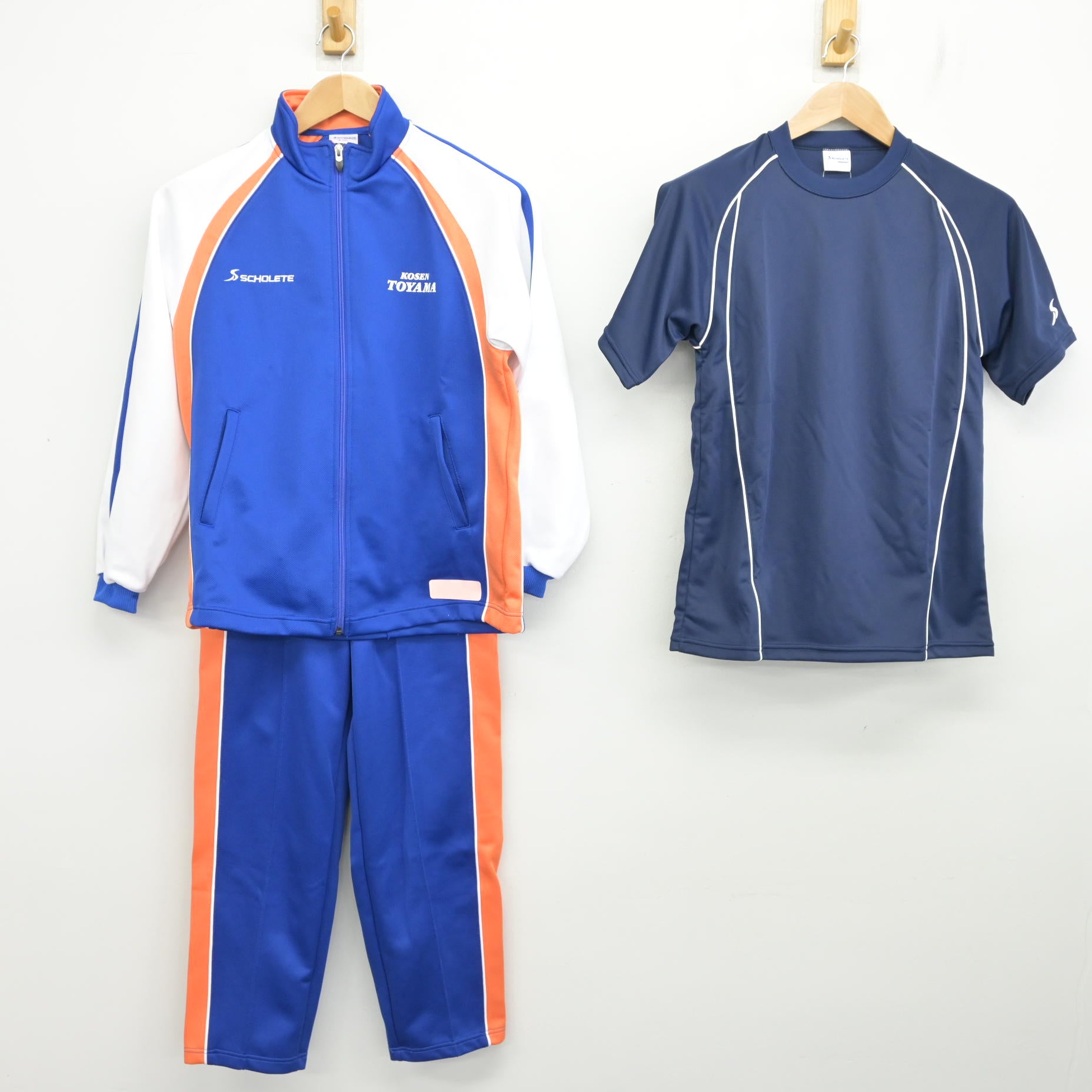 中古】富山県 富山高等専門学校 女子制服 3点 (ジャージ 上・体操服 上