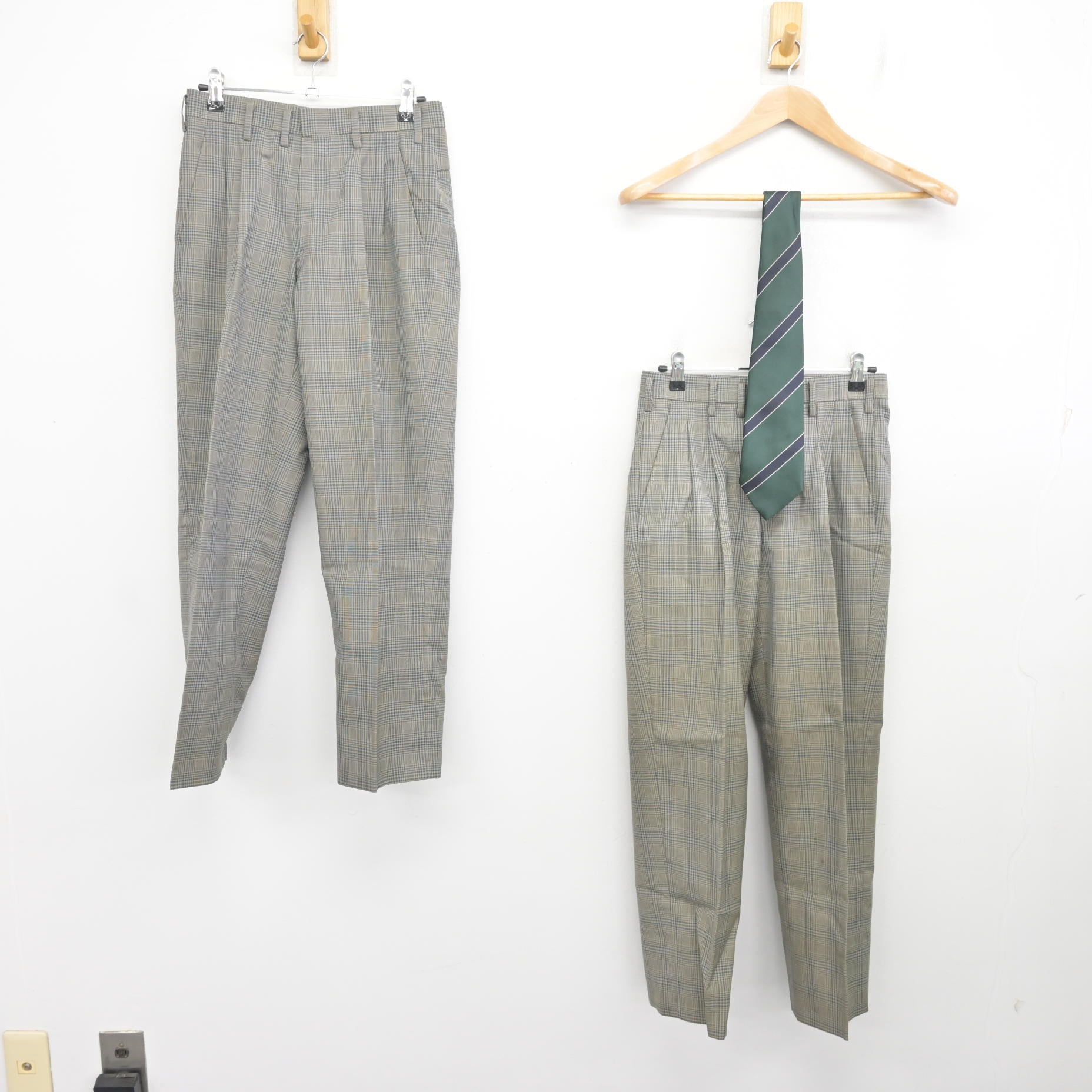 中古】東京都 杉並工業高等学校 男子制服 3点 (ズボン) sf135931 