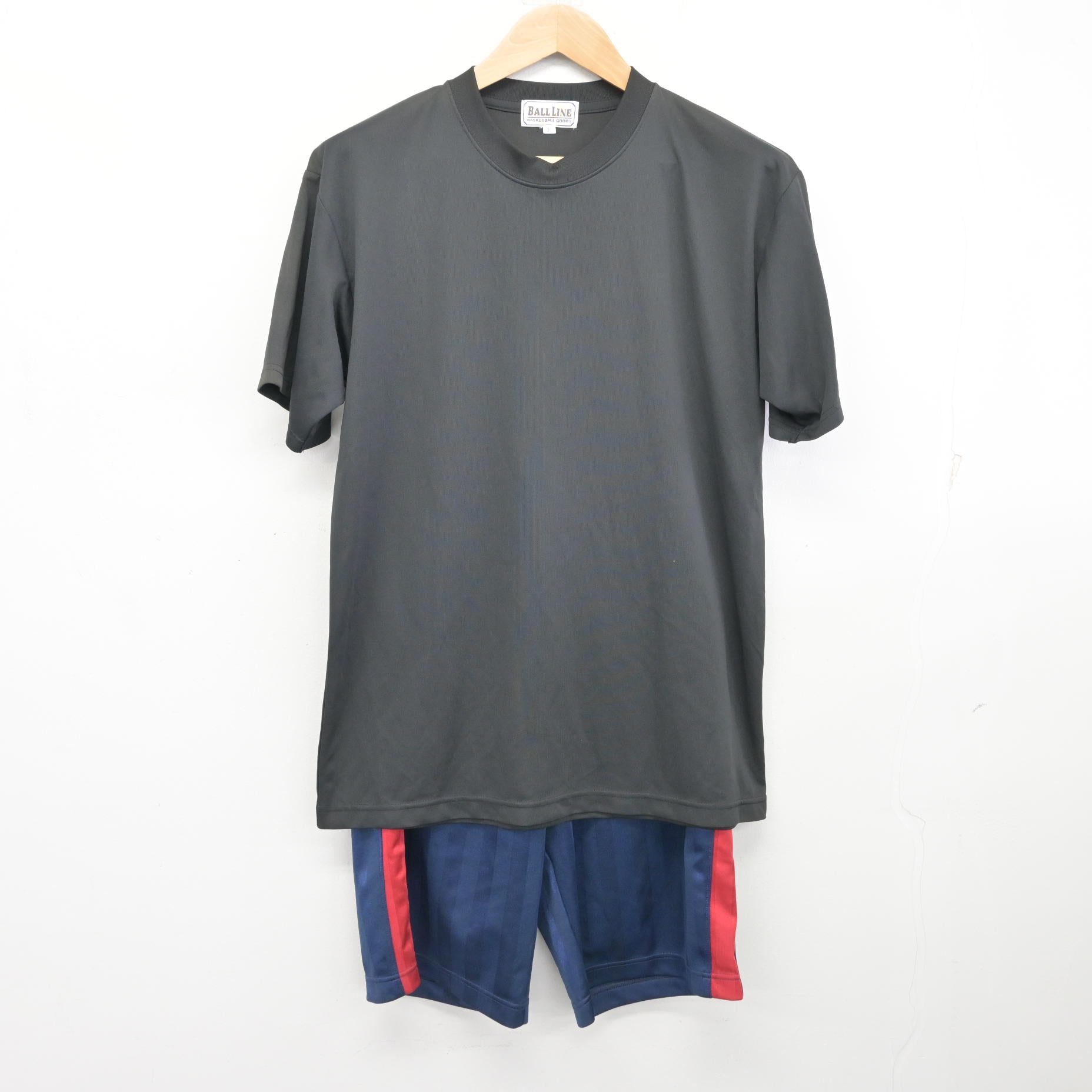 中古】茨城県 土浦日本大学高等学校 男子制服 2点 (体操服 上・体操服