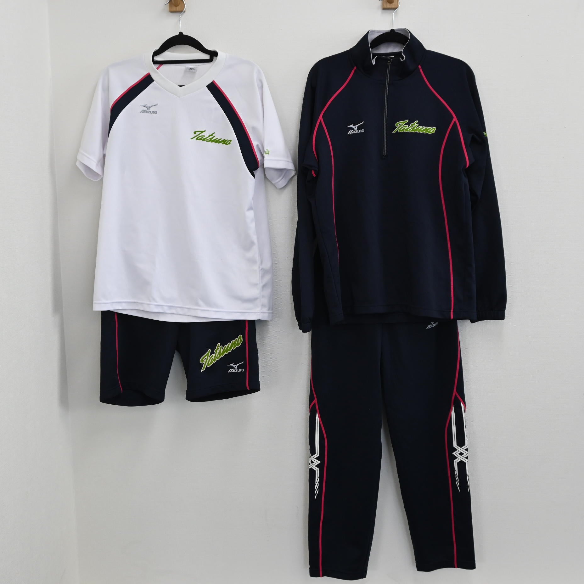 中古制服】兵庫県 龍野高等学校 女子制服 4点（体操服 上・ジャージ 上