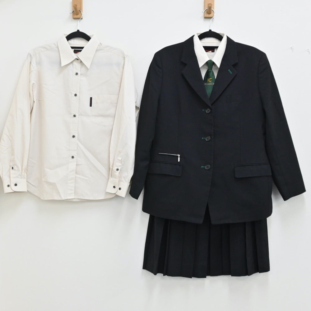 新田学園中学、男子制服 - 服/ファッション
