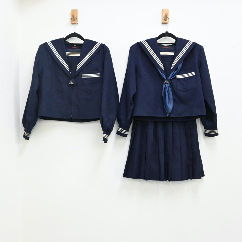 【安い爆買い】大阪 大阪市立西中学校 女子制服 2点（セーラー服・スカート）sf001986 学生服