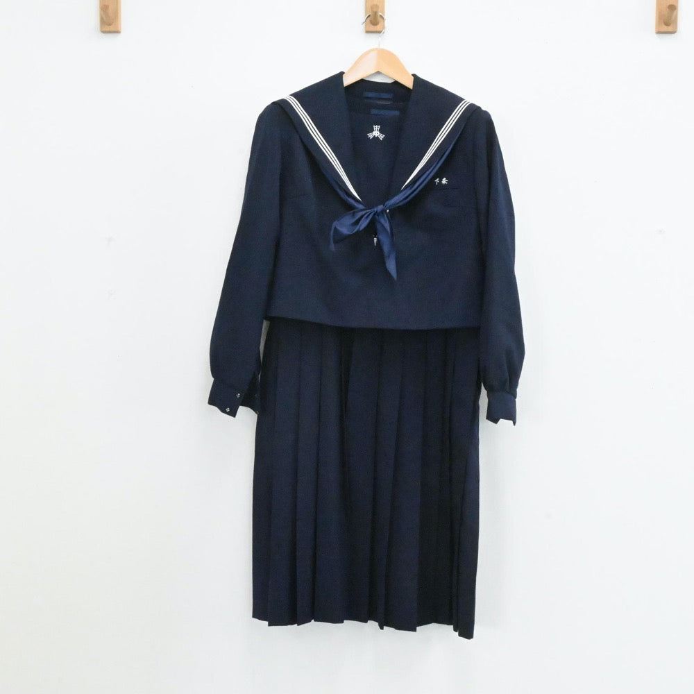 中古制服】福岡県 粕屋中学校 女子制服 3点（セーラー服・ジャンパースカート）sf004107【リサイクル学生服】 | 中古制服通販パレイド