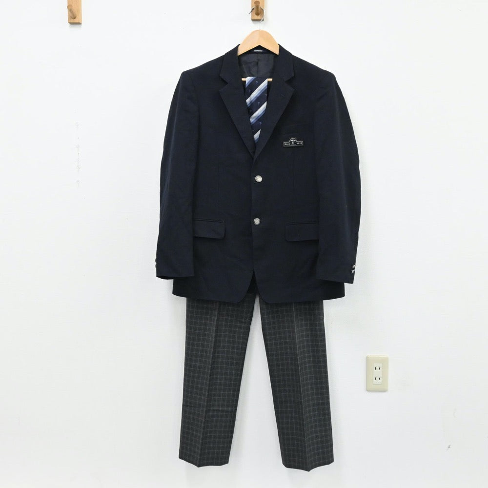 県立 愛川高校 男子制服Ｍサイズの ブレザーとズボン、ネクタイ3本です 