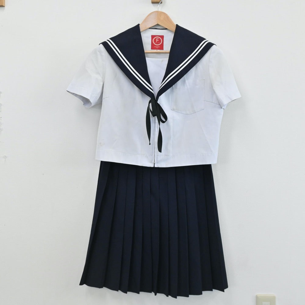 中古制服】愛知県 愛知県立岩倉中学校 女子制服 3点（スカート