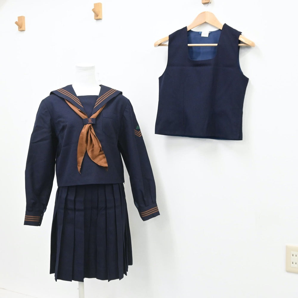メーカー 中古制服】東京都 関東国際高等学校 女子制服 5点（セーラー服 学生服