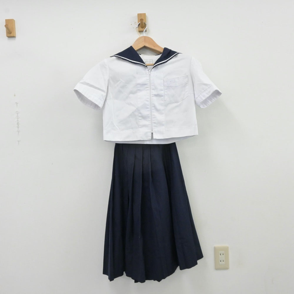 中古制服】福岡県 福岡教育大学附属福岡中学校 女子制服 2点