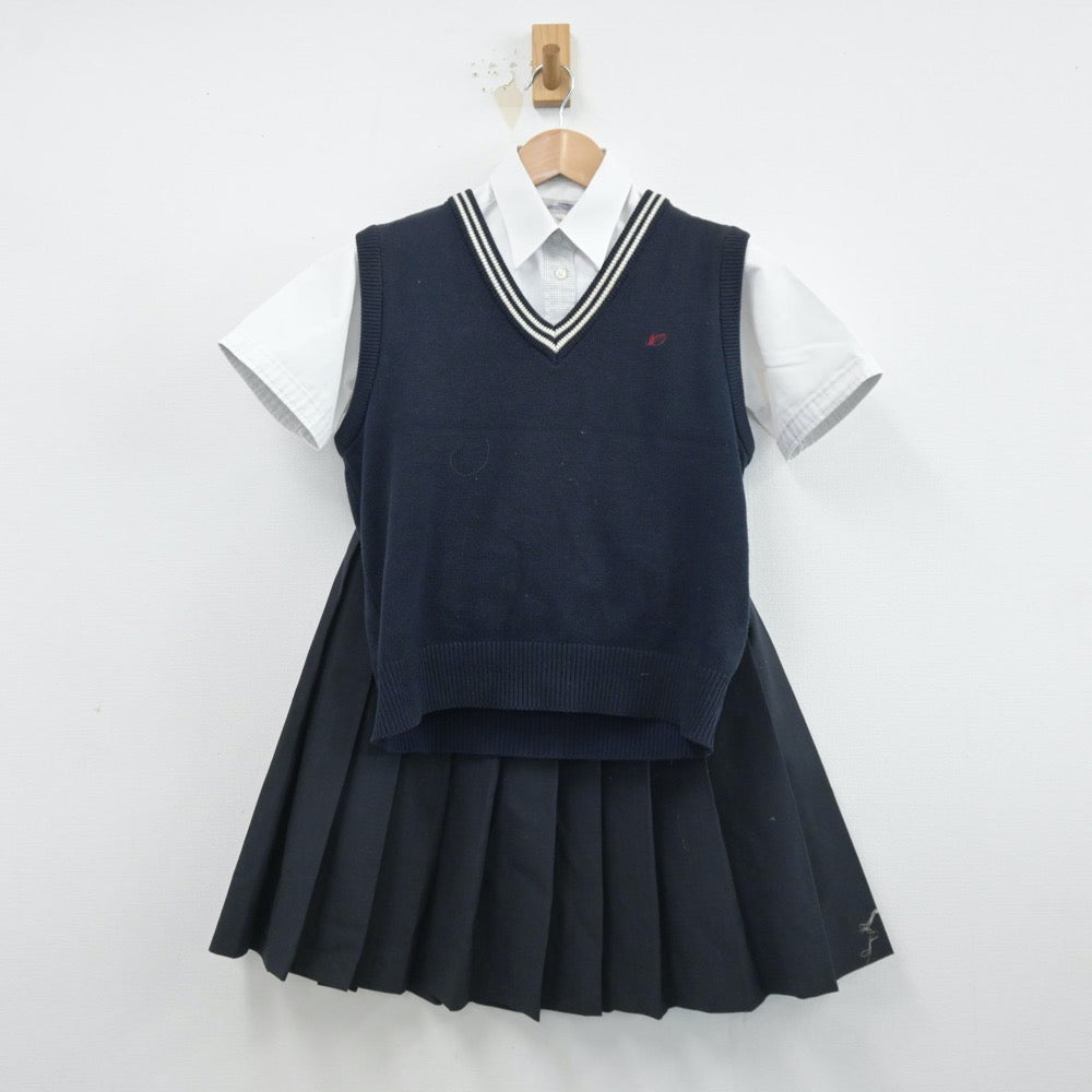 中古制服】福岡県 福岡大学附属大濠高等学校 女子制服 3点（シャツ・ニットベスト・スカート）sf014585【リサイクル学生服】 |  中古制服通販パレイド