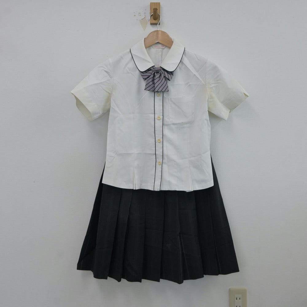 【中古】長崎県 私立長崎玉成高等学校 女子制服 4点（シャツ・ニットベスト・スカート）sf017600