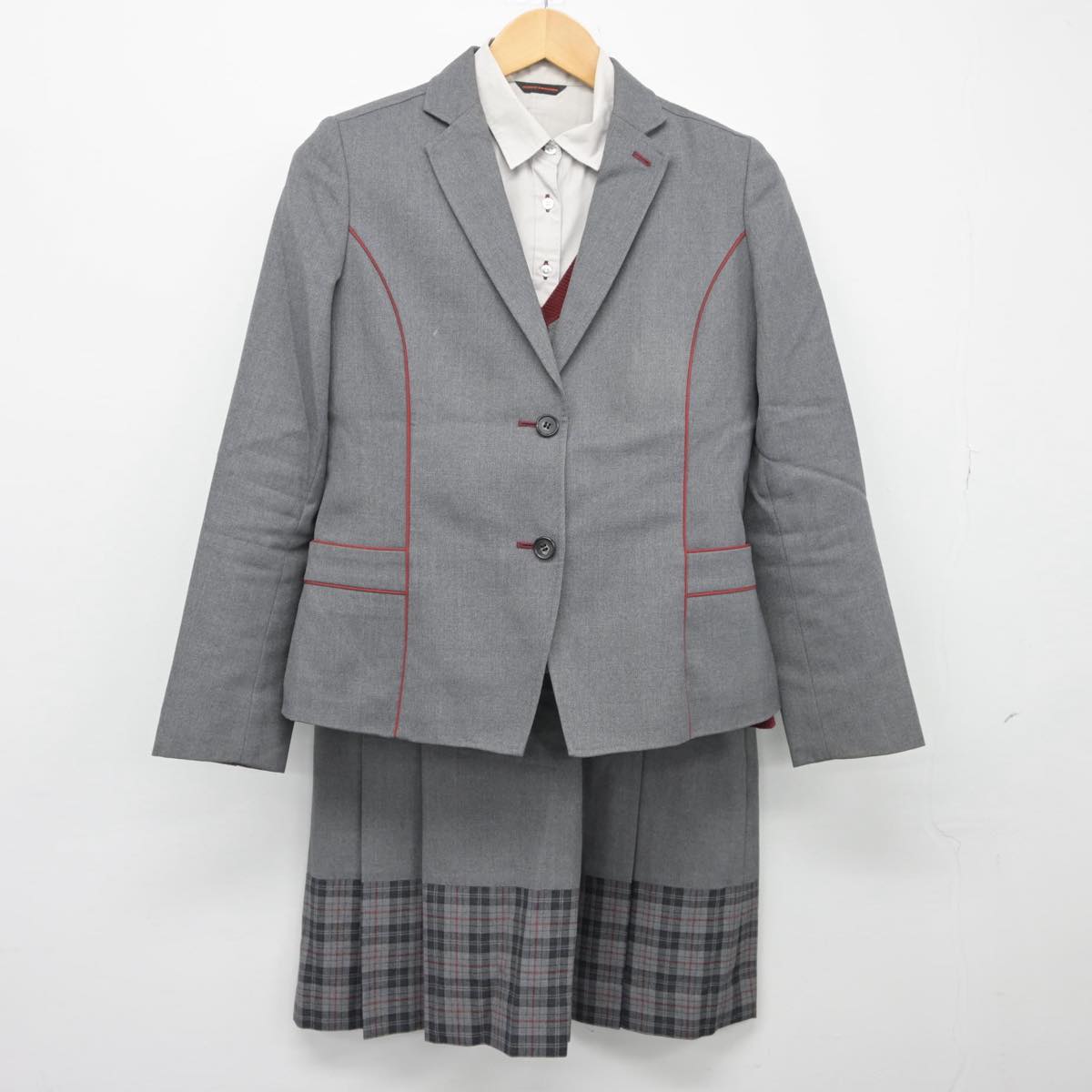 【中古】神奈川県 北鎌倉女子学園高等学校 女子制服 4点（ブレザー・シャツ・ニット・スカート）sf026147